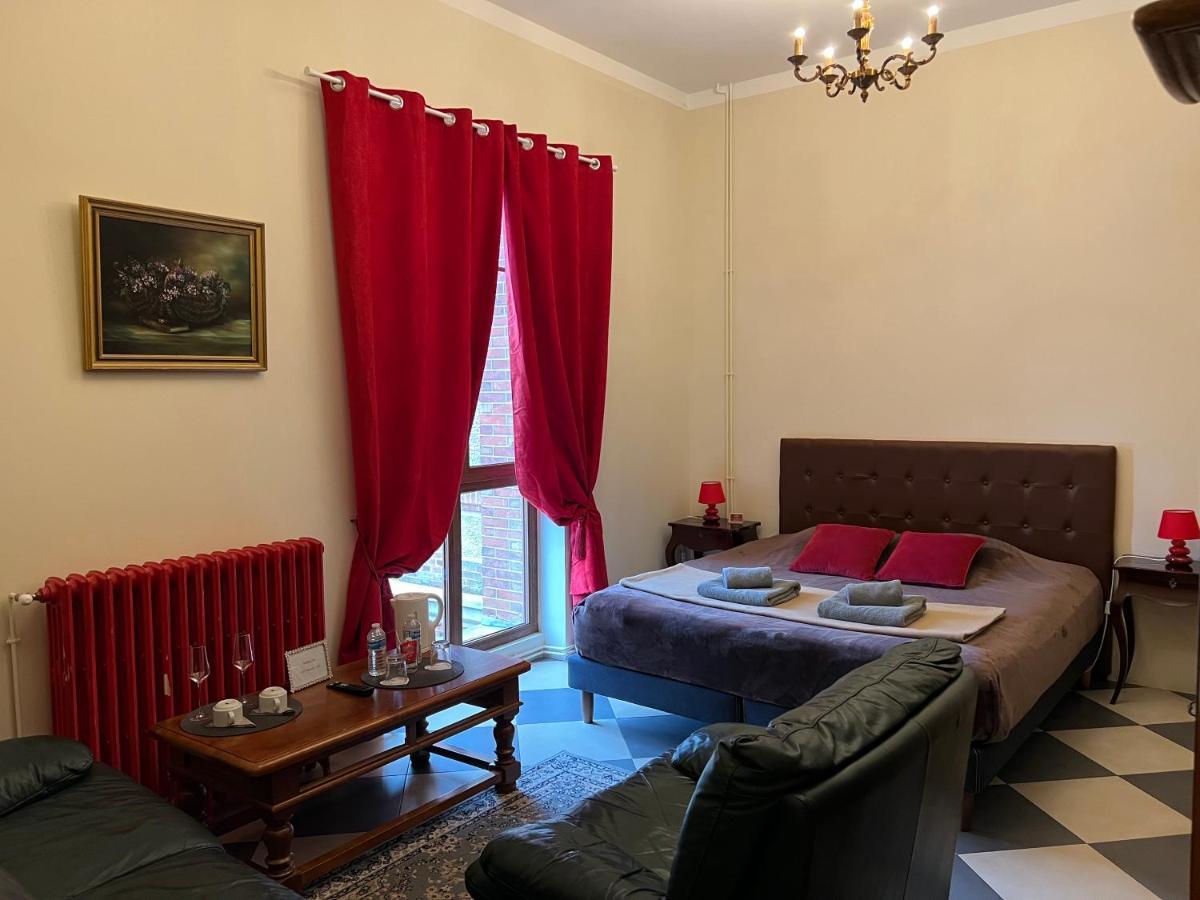 Chateau De Crenille Chaumes-en-Brie Εξωτερικό φωτογραφία