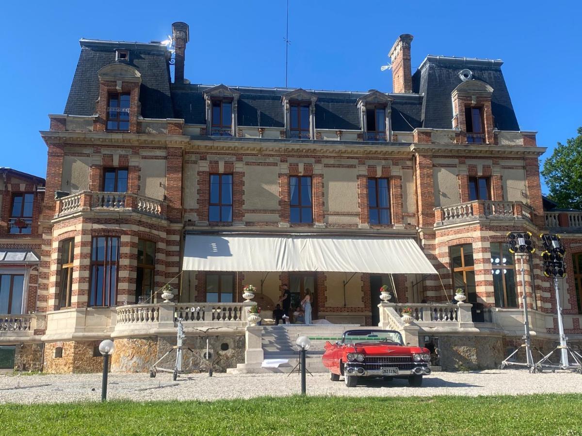Chateau De Crenille Chaumes-en-Brie Εξωτερικό φωτογραφία